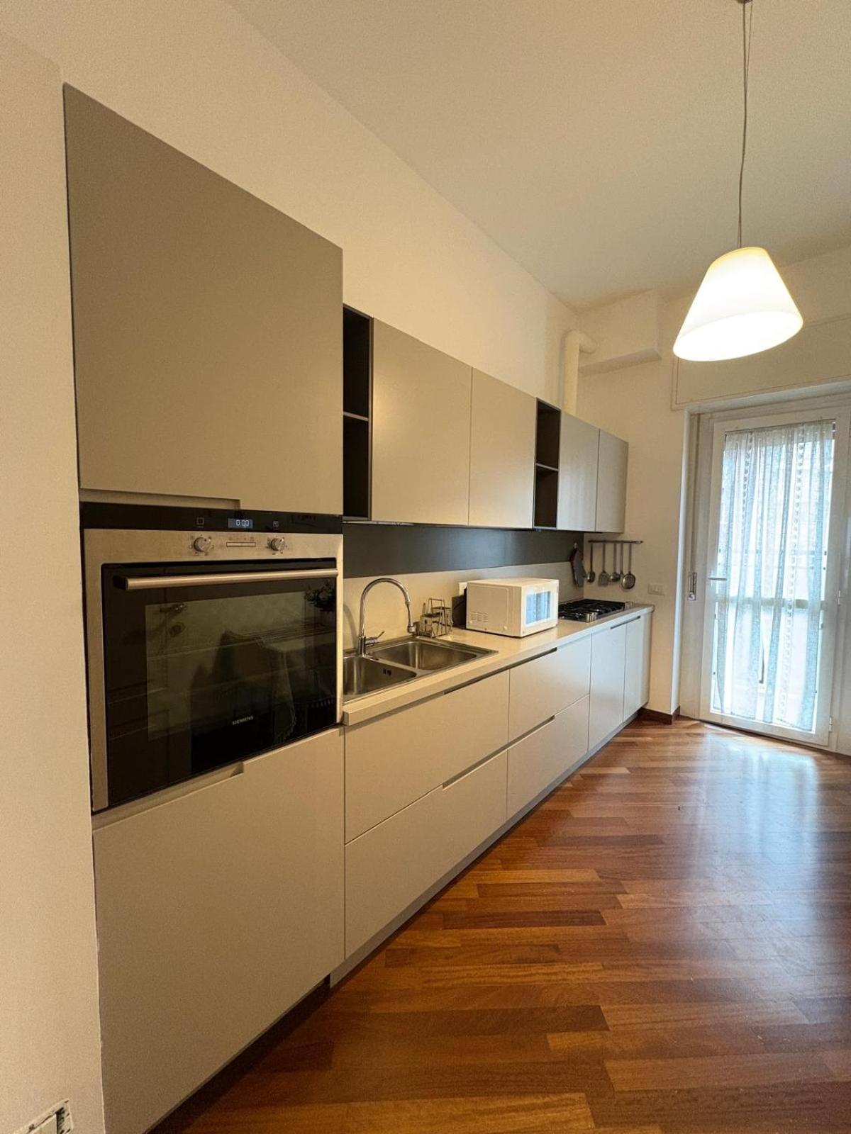 Appartement Bocconi - Porta Romana 4 Da Letto Con 2 Bagni Privati Milan