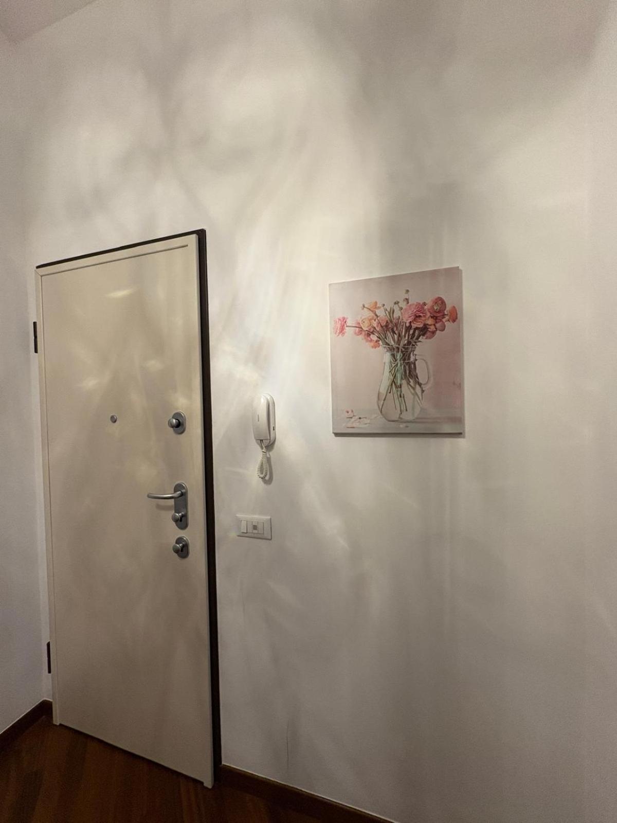 Bocconi - Porta Romana 4 Da Letto Con 2 Bagni Privati Appartement